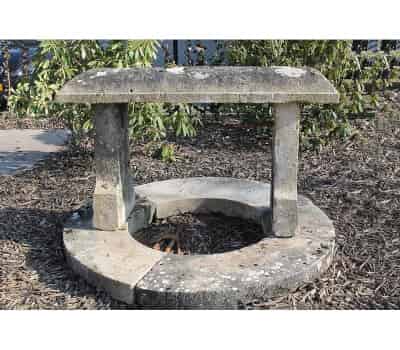 Antieke-Franse-Zandstenen-Putrand