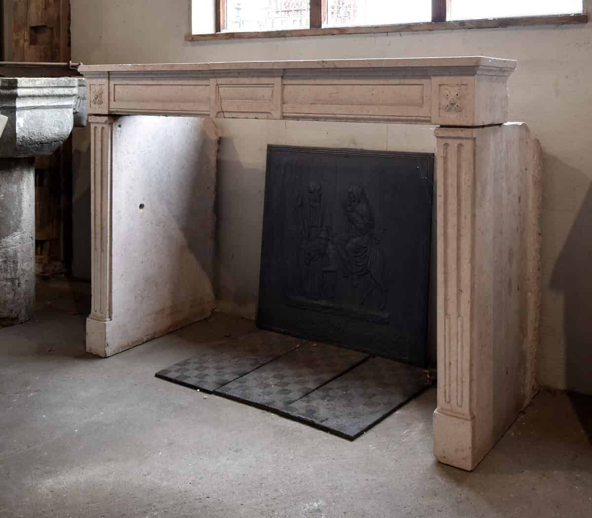 Antieke-marmerstenen-voorzetschouw