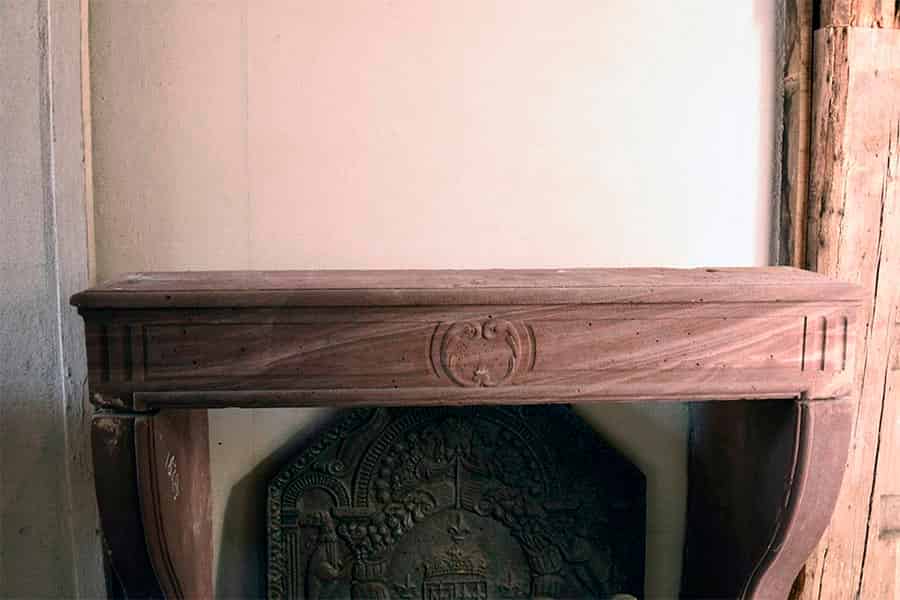 antieke-zandstenen-schouw