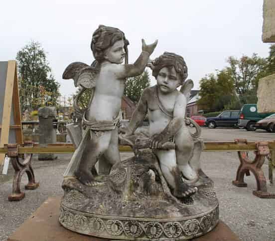 Handgekapt-marmeren-beeld