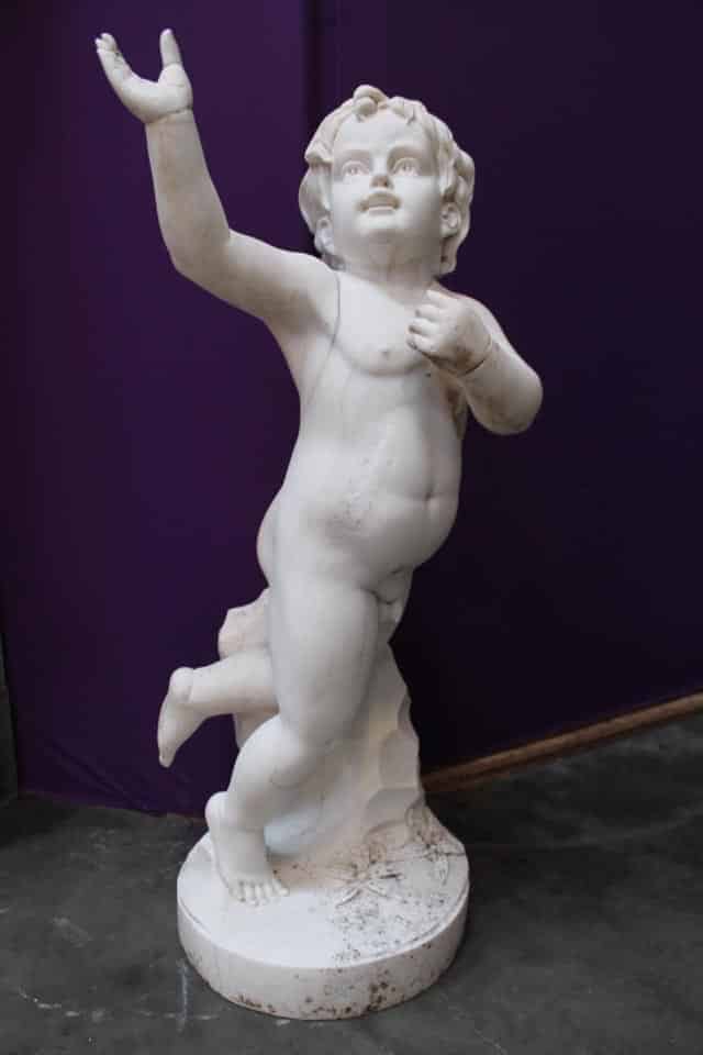 Handgekapt-marmeren-beeld