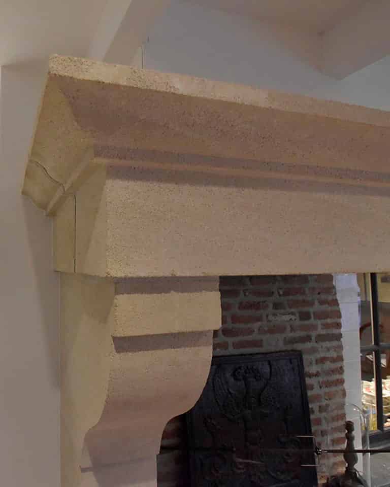 franse-zandstenen-keukenschouw