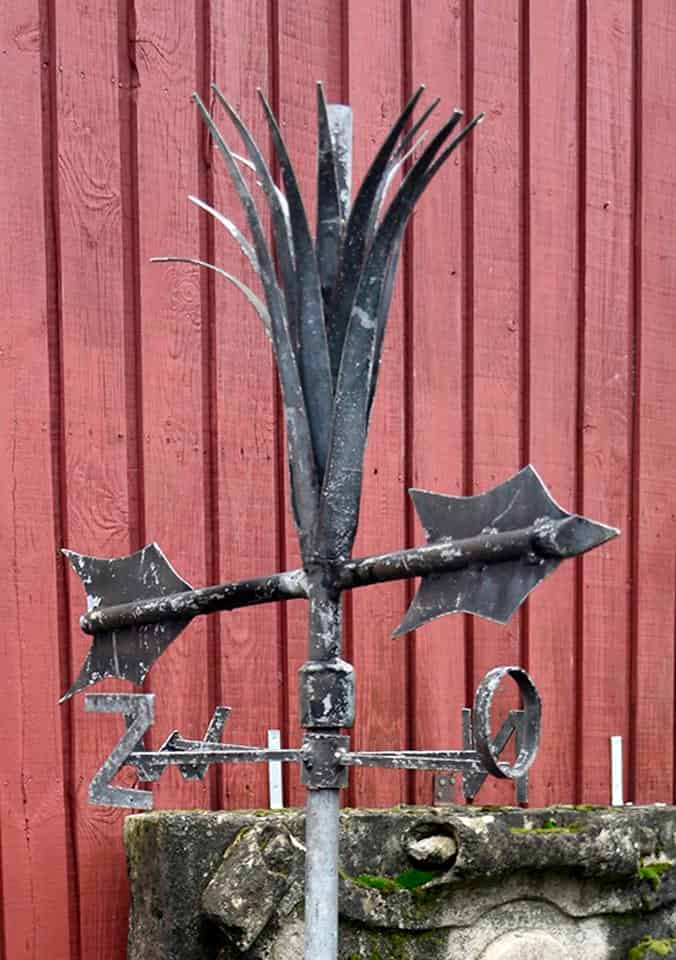 Zonnewijzer-op-sokkel