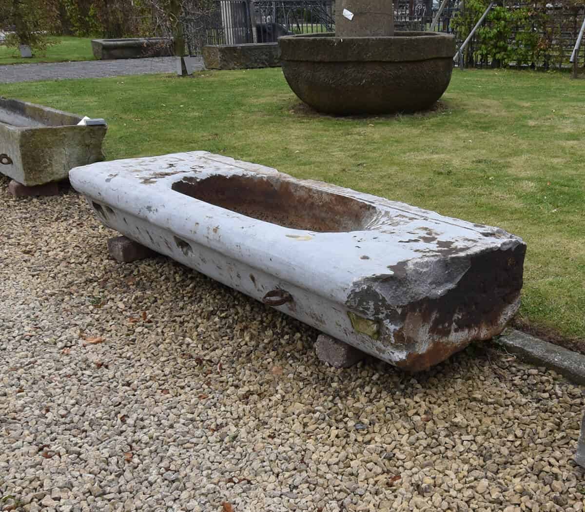 belgisch-hardstenen-trog