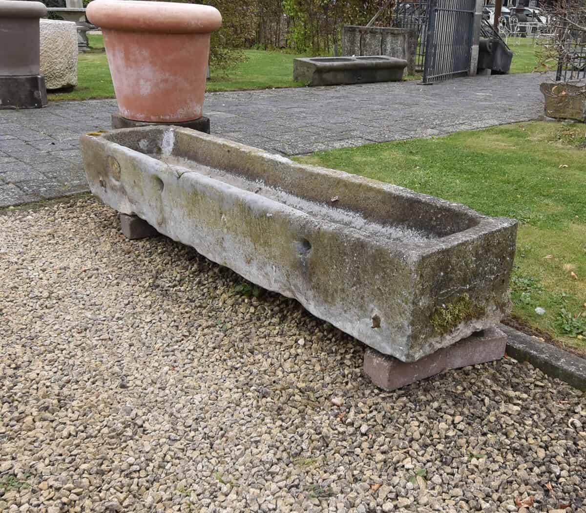 belgisch-hardstenen-trog