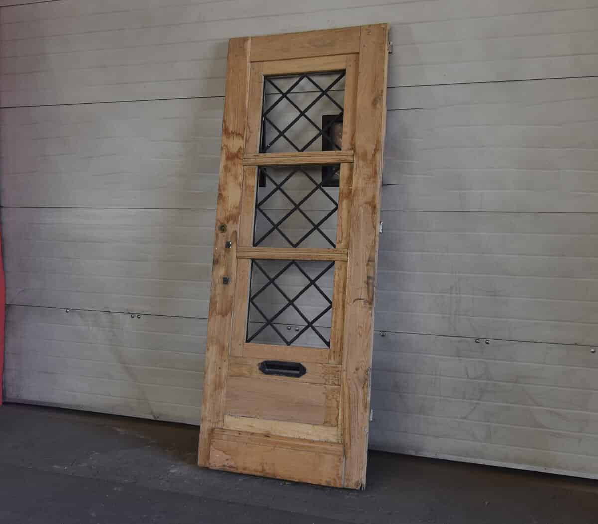 eiken-voordeur-met-deurrooster