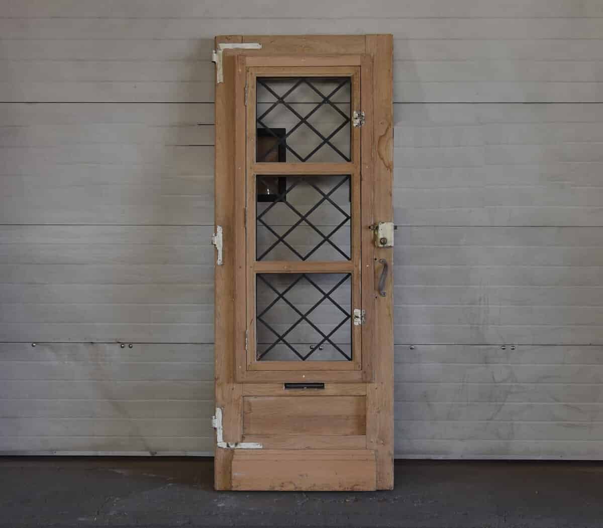 eiken-voordeur-met-deurrooster