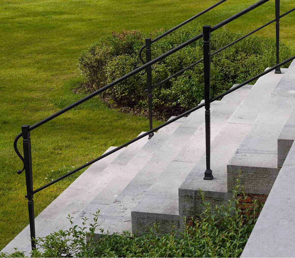 Belgisch-hardstenen-traptreden