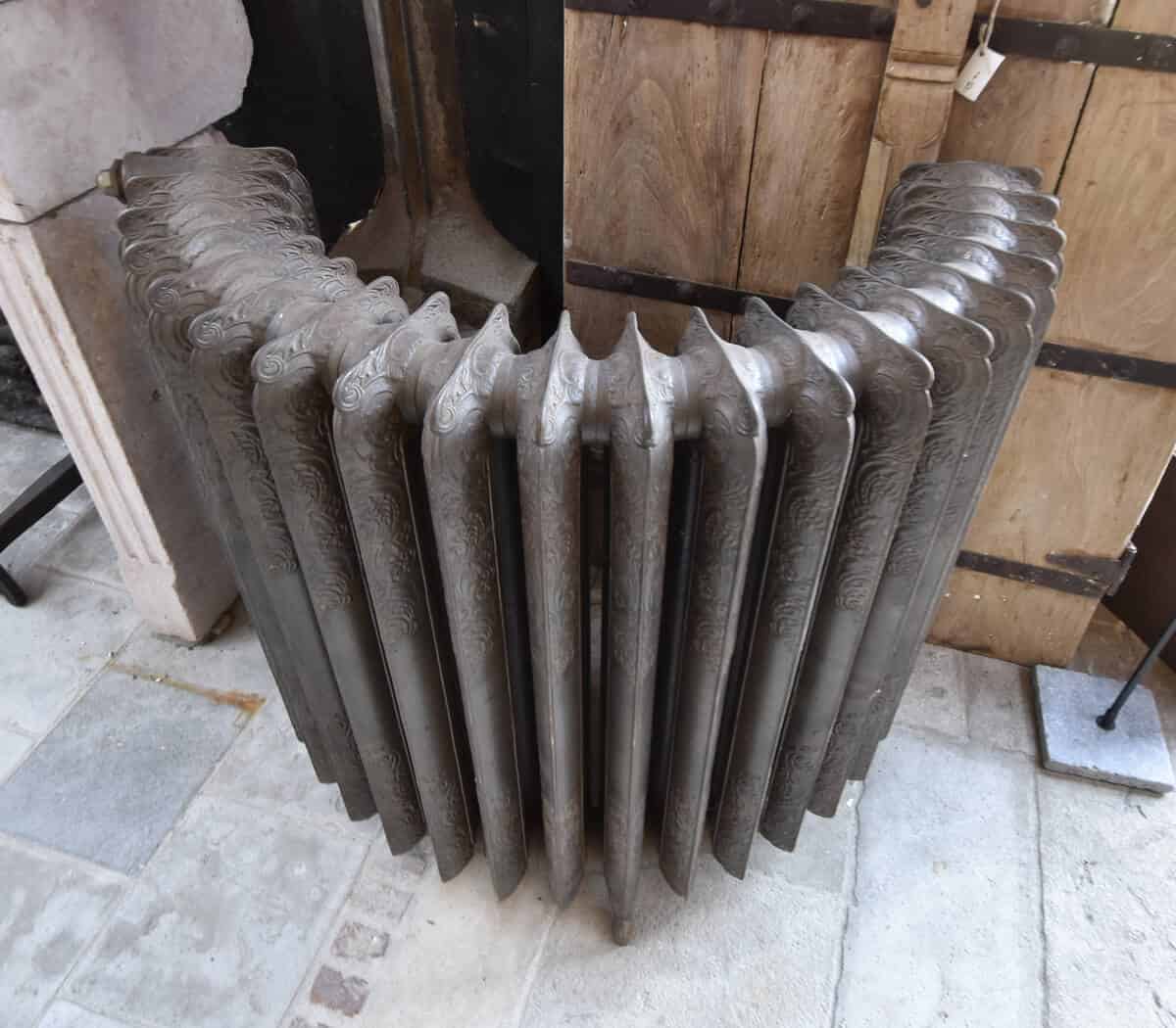 half-ronde-gietijzeren-radiator