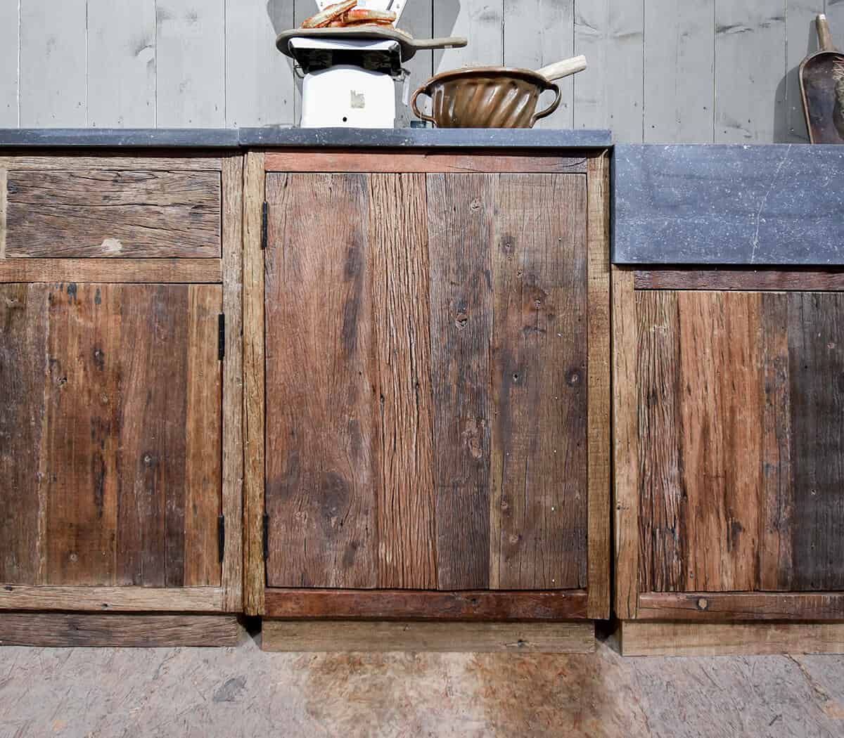 Keuken met hardstenen blad