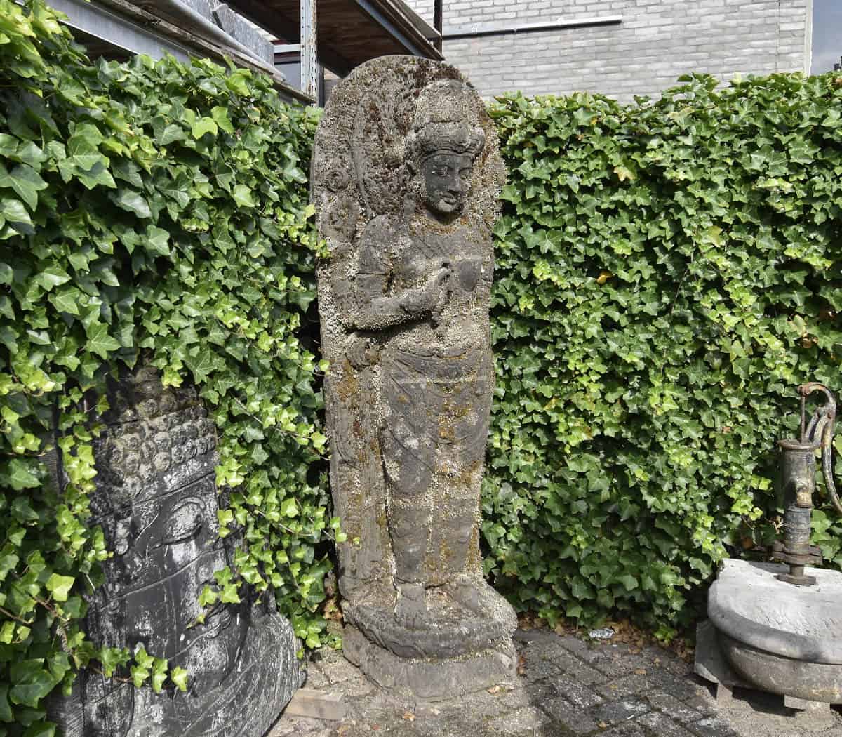 Stenen-Boehhda-beeld