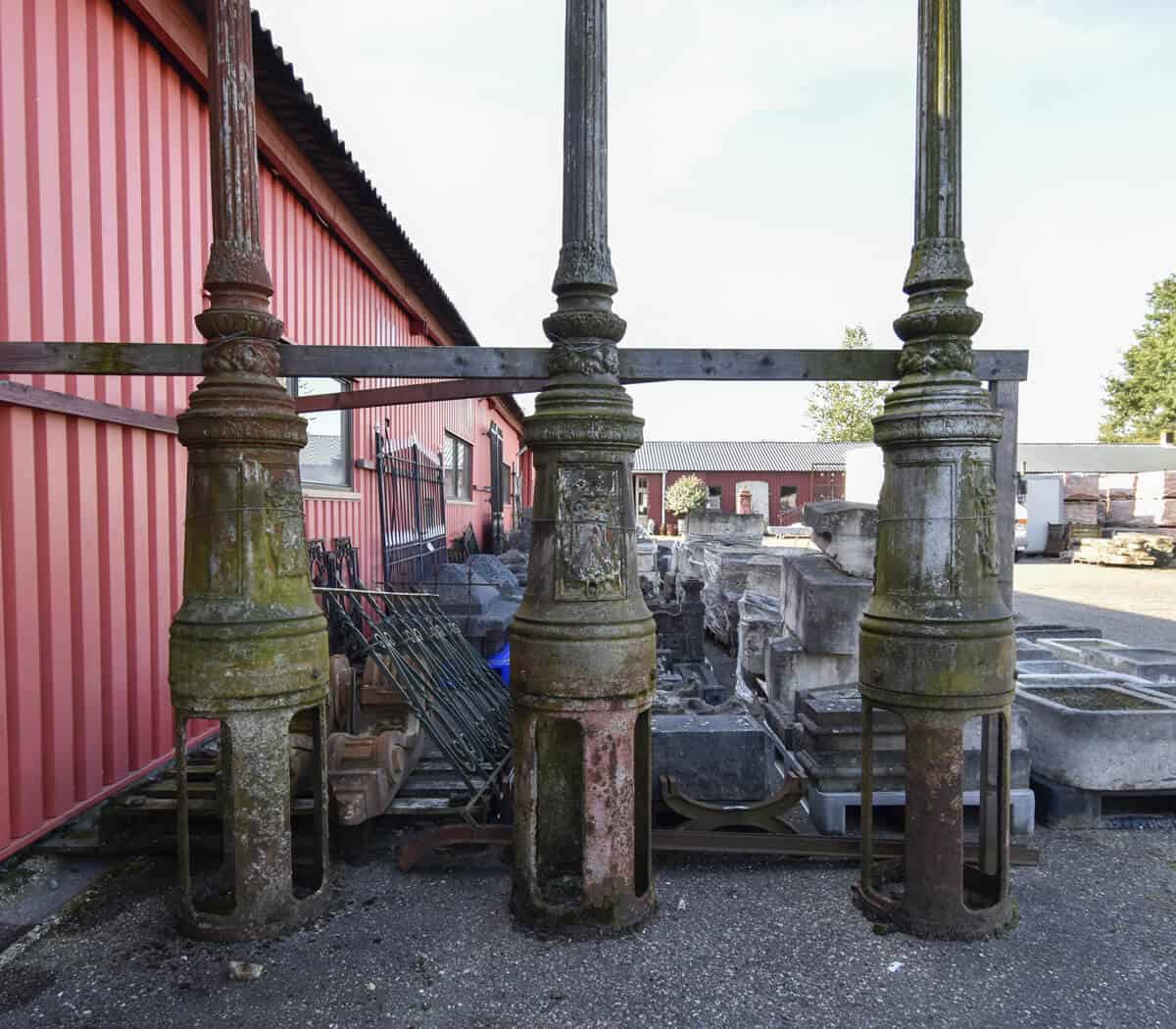 IJzeren-lantaarnpaal