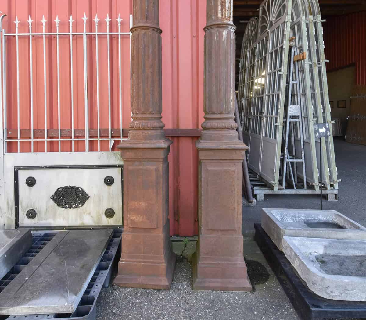 Set-van-2-ijzeren-palen