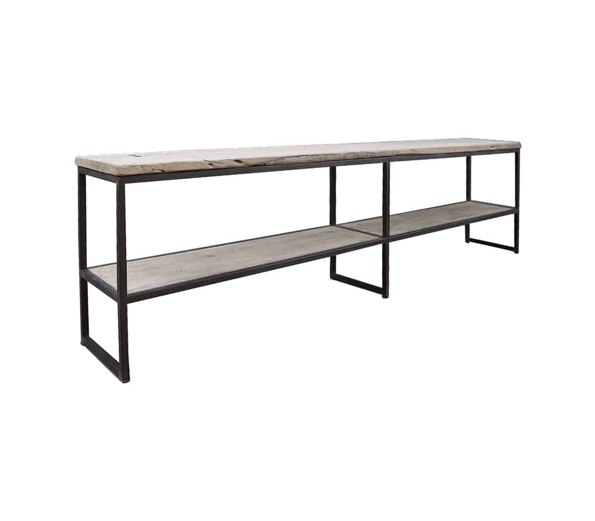 Wandtafel-met-ijzeren-onderstel