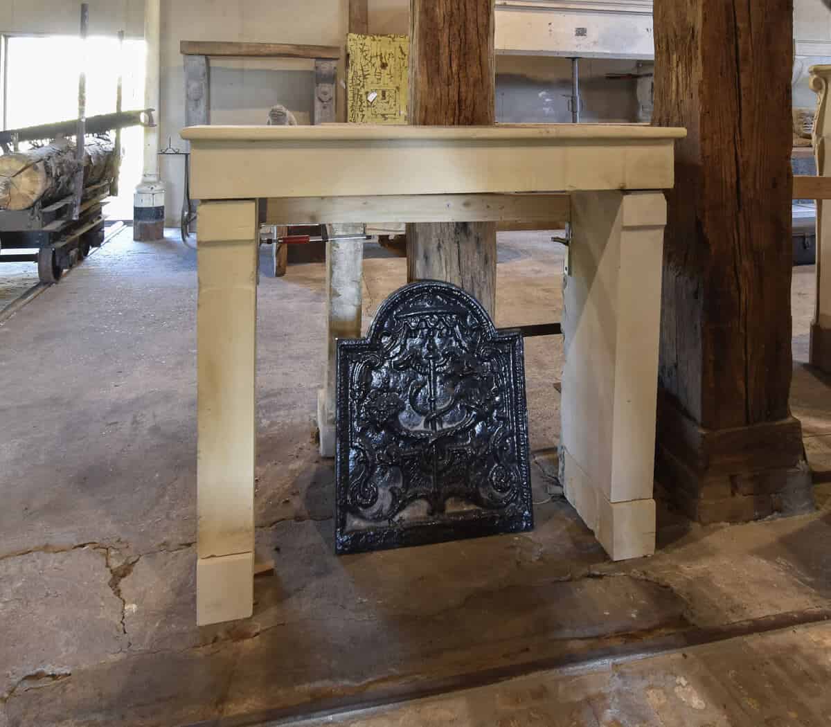 Marmerstenen-voorzetschouw