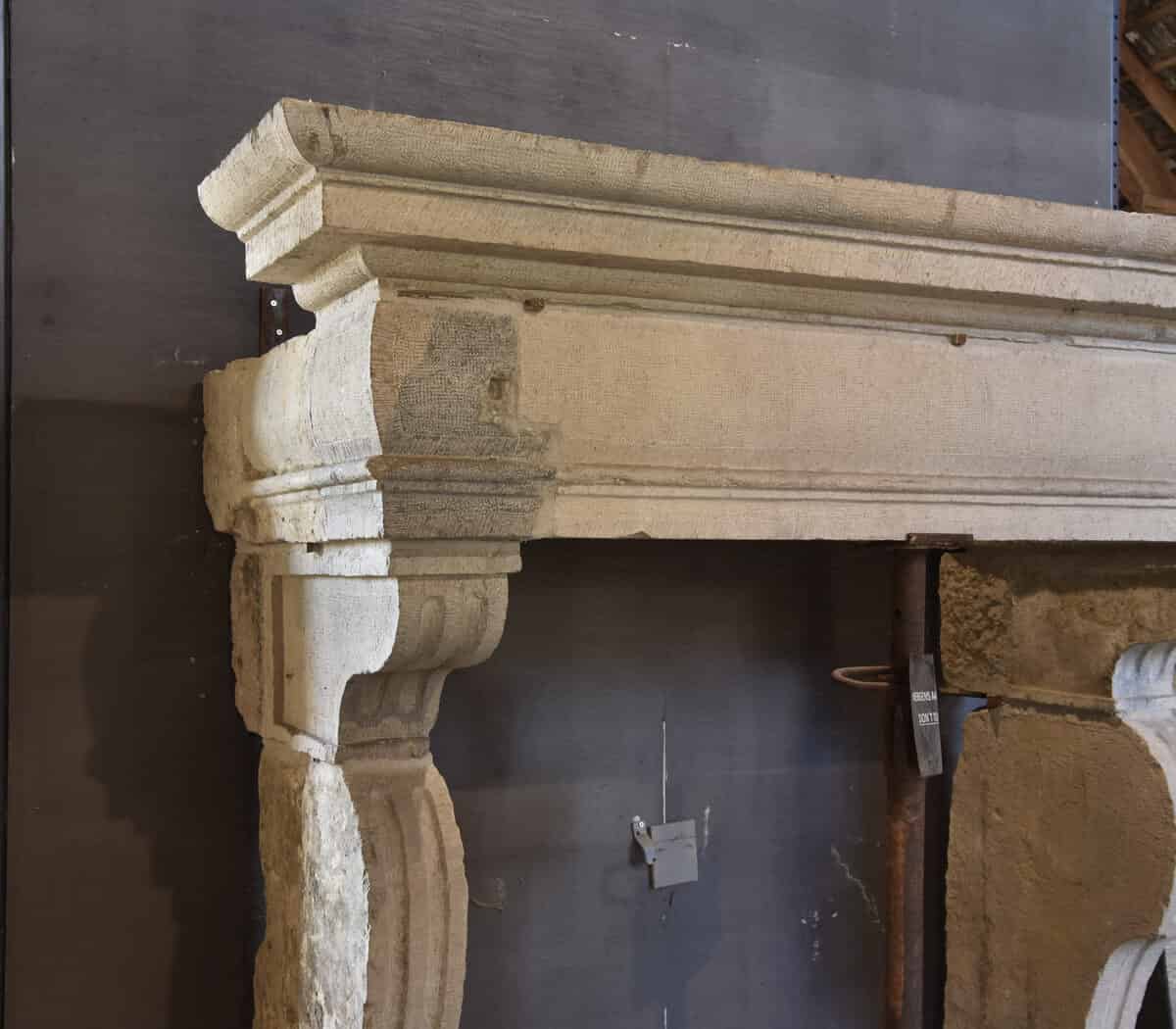 Zandstenen-kasteel-schouw