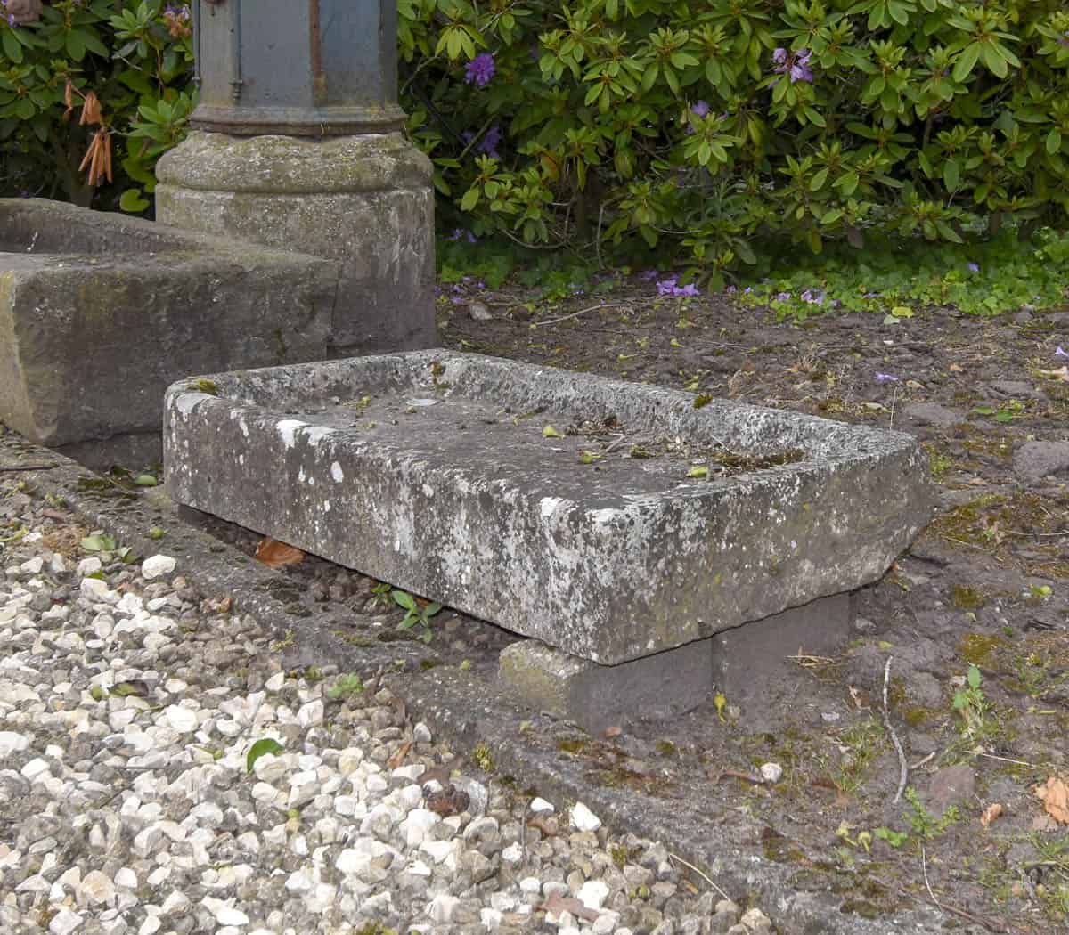 Stenen-wasbak