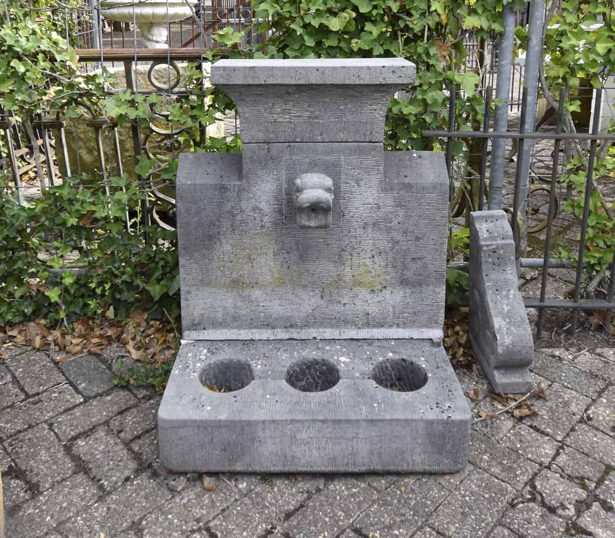 Hardstenen-wandfontein