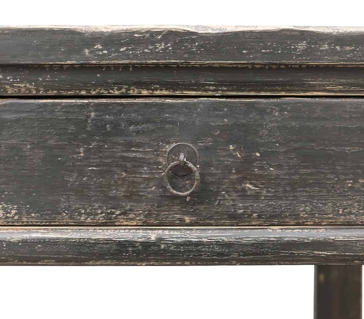 Houten-wandtafel-met-lades