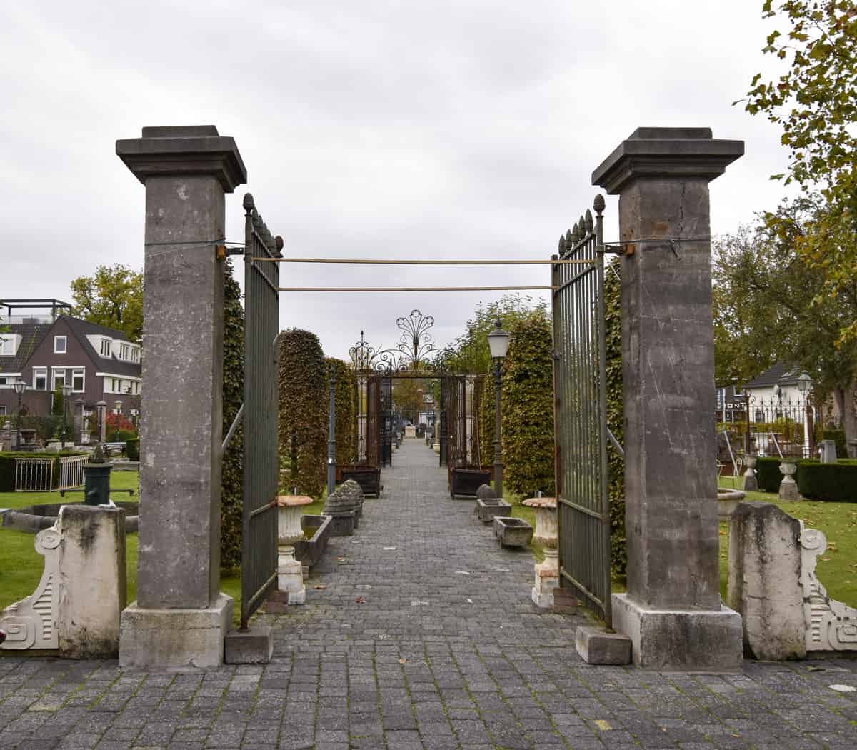 Hardstenen-poortpalen