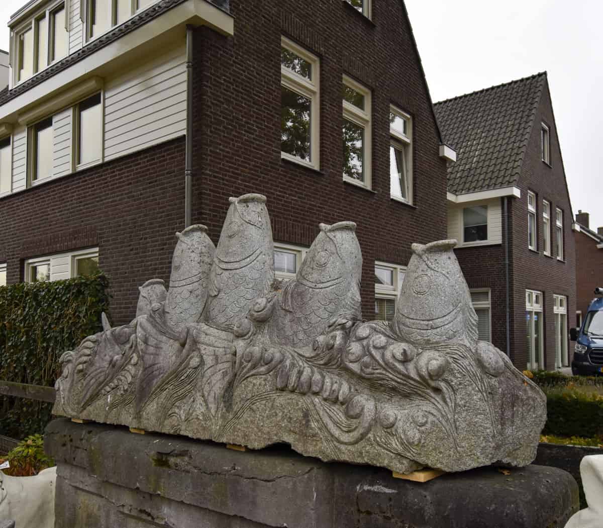 Stenen-waterspuwer-5-uitlopers