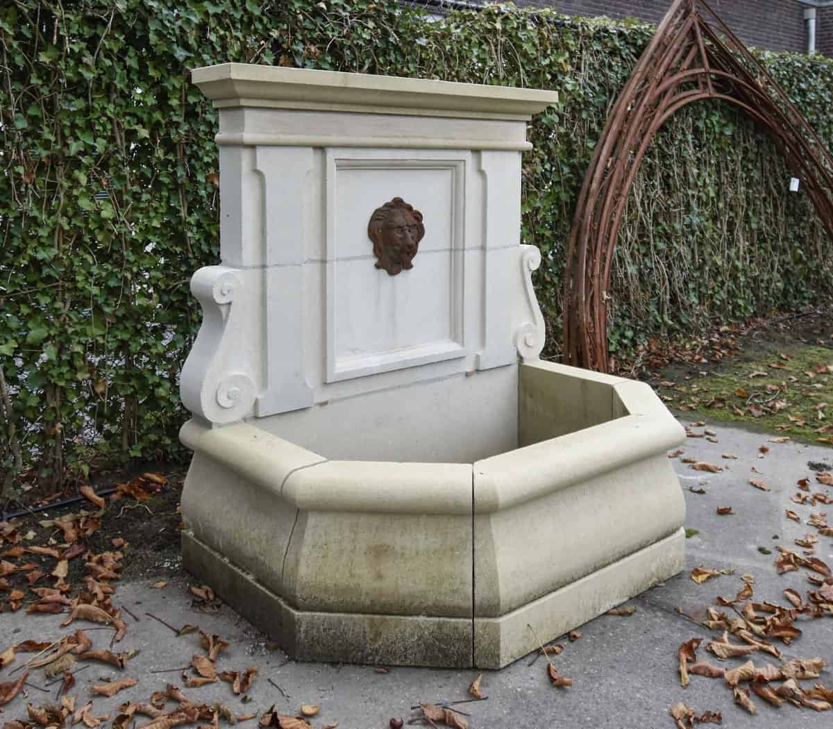 Zandstenen-wandfontein