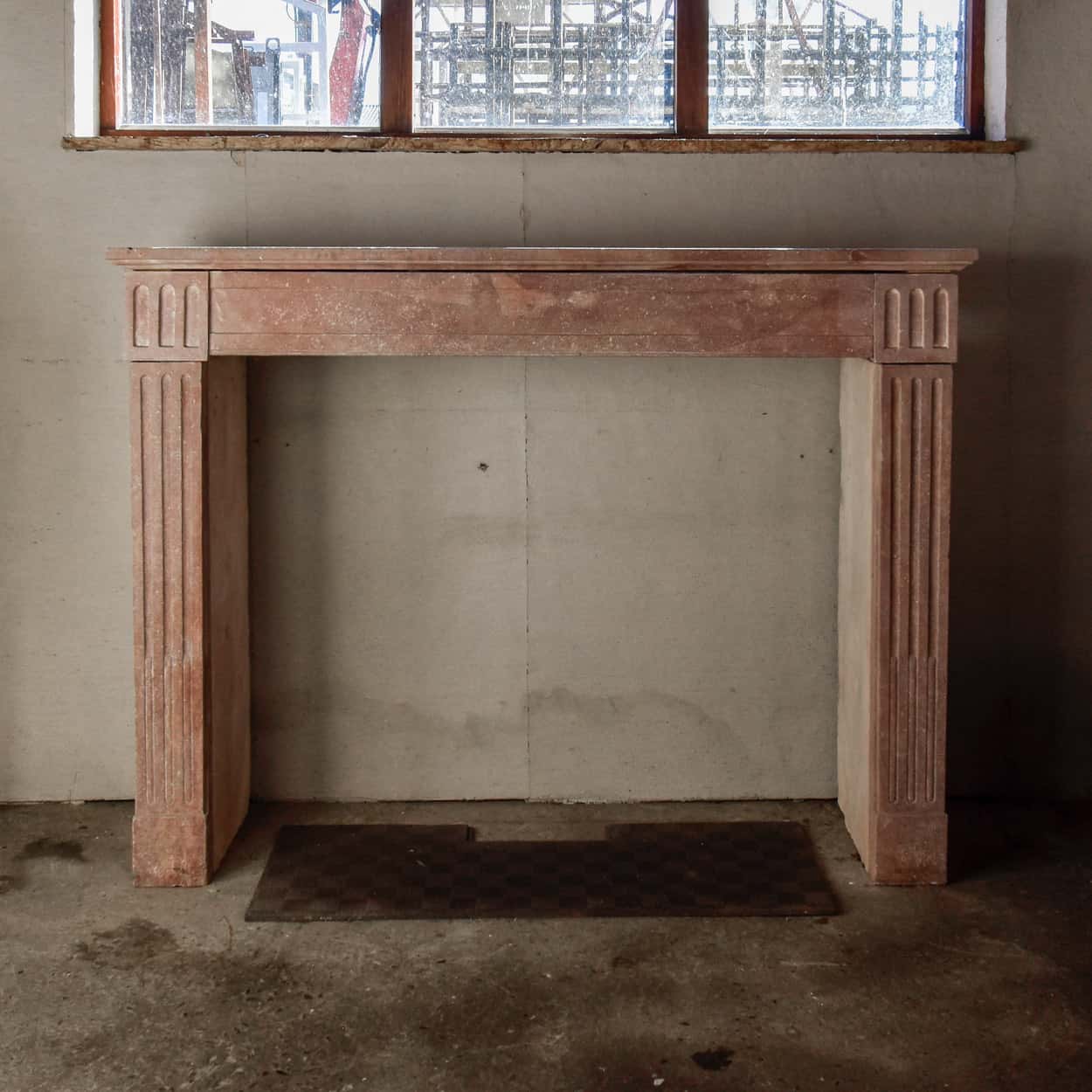 Marmerstenen-voorzetschouw