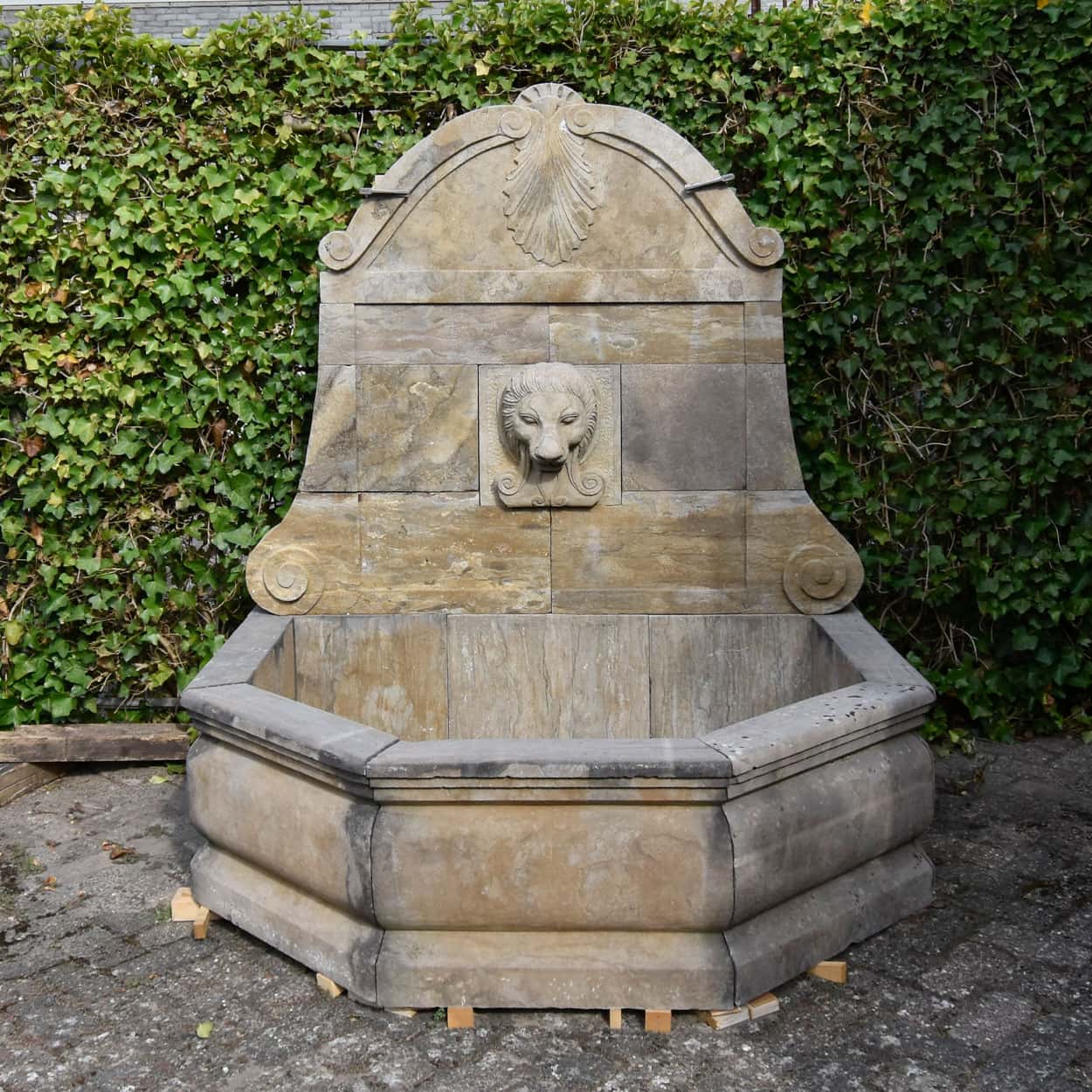 Stenen-wandfontein