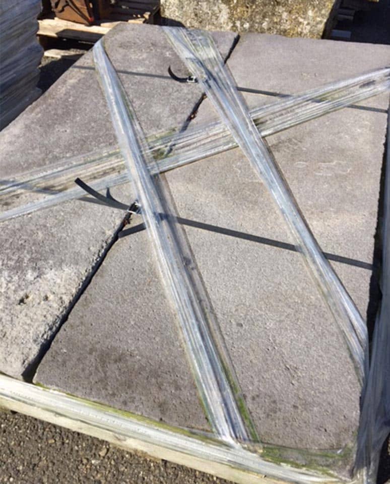 Antieke-lava-stenen-dallen