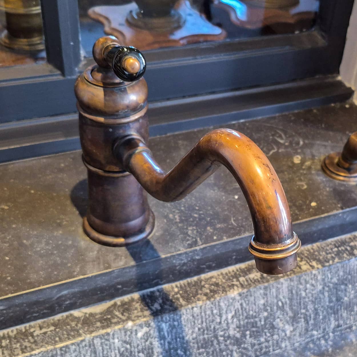 Kenny-Mason-TH015-OB-Zwart-porselein-hendel