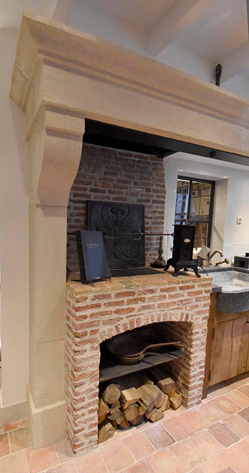 franse-zandstenen-keukenschouw