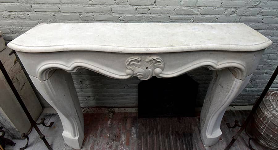 antieke-zandstenen-voorzetschouw