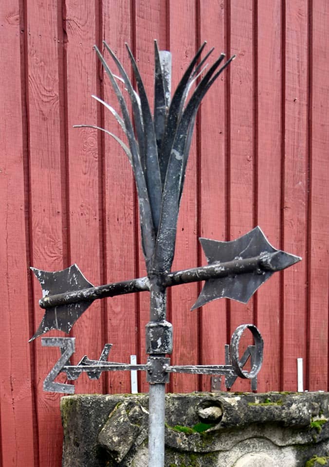 Zonnewijzer-op-sokkel