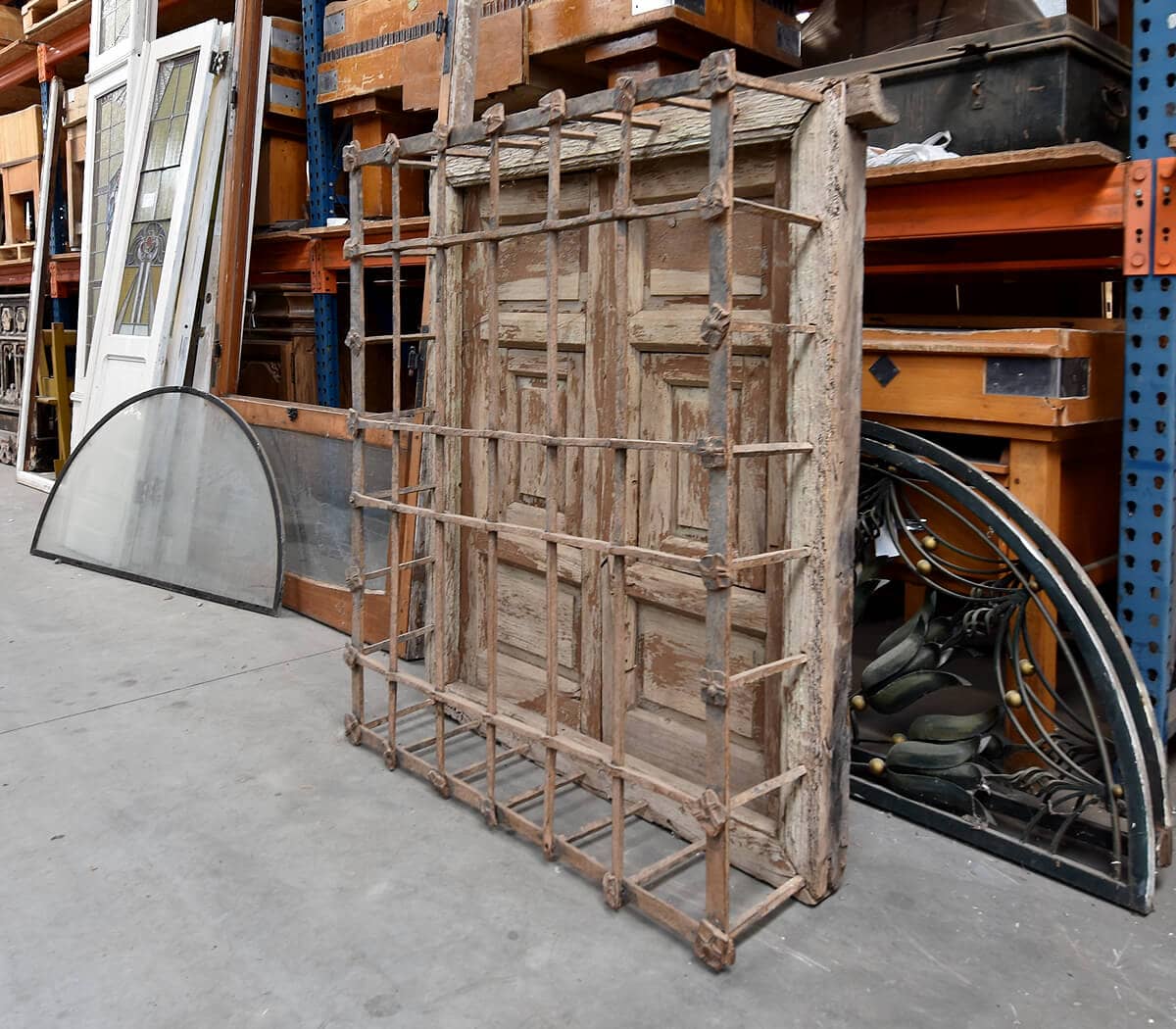 Raamluiken-met-raamijzer