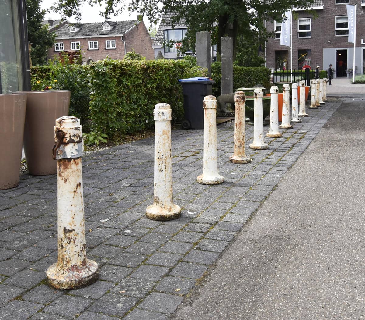 14-gietijzeren-paaltjes