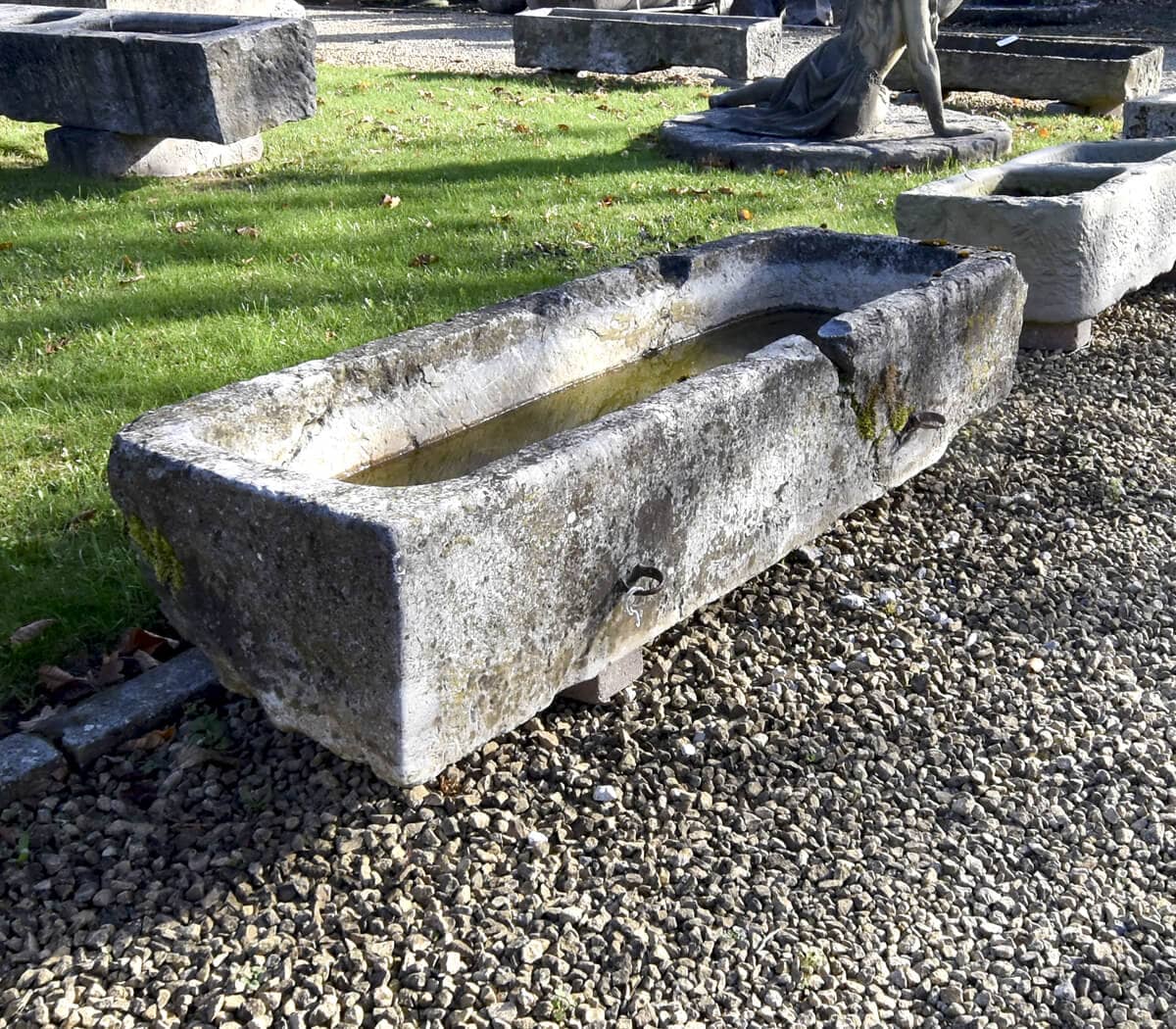 Belgisch-hardstenen-trog