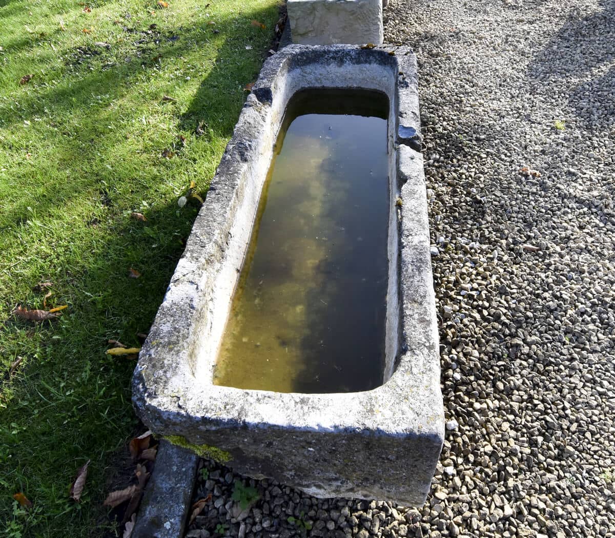 Belgisch-hardstenen-trog