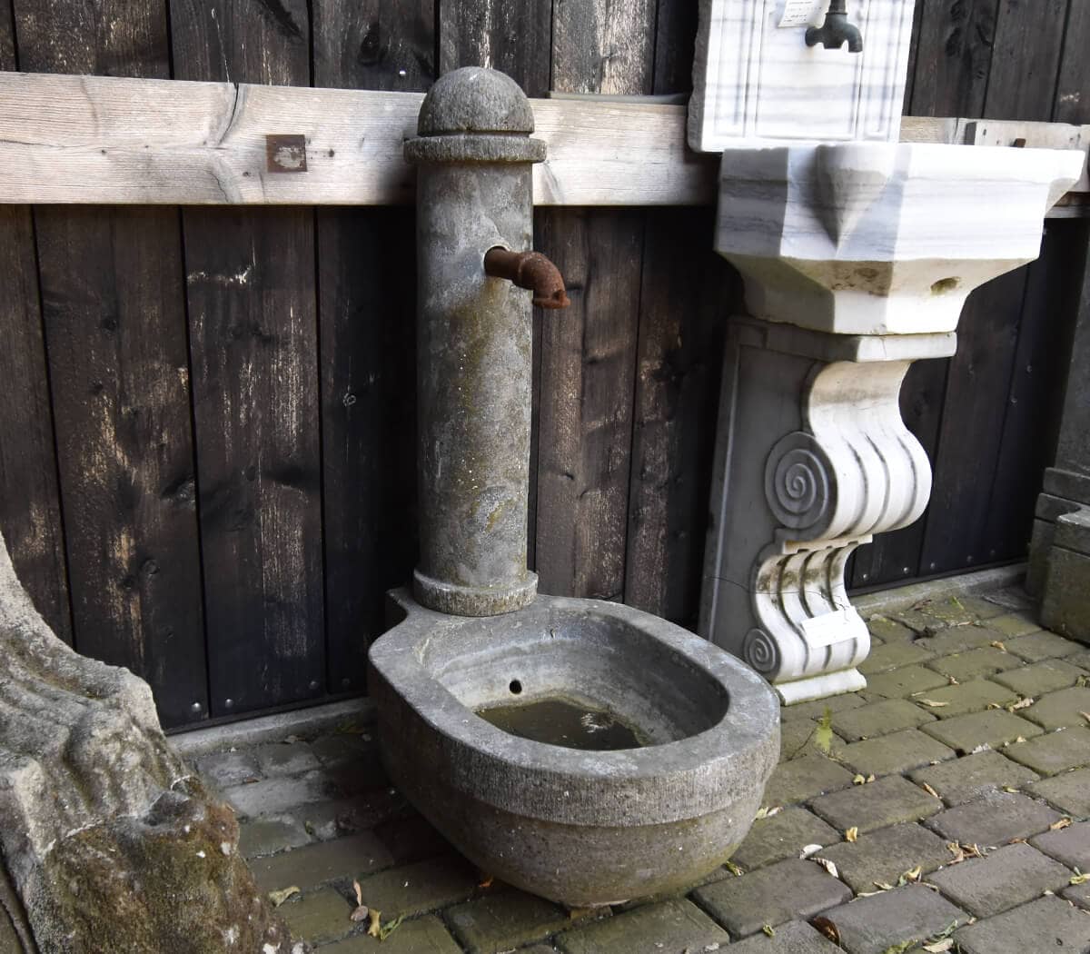 Hardstenen-wandfontein