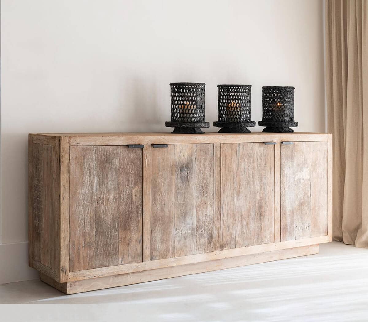 Reclaimed-wood-original-aged-patine