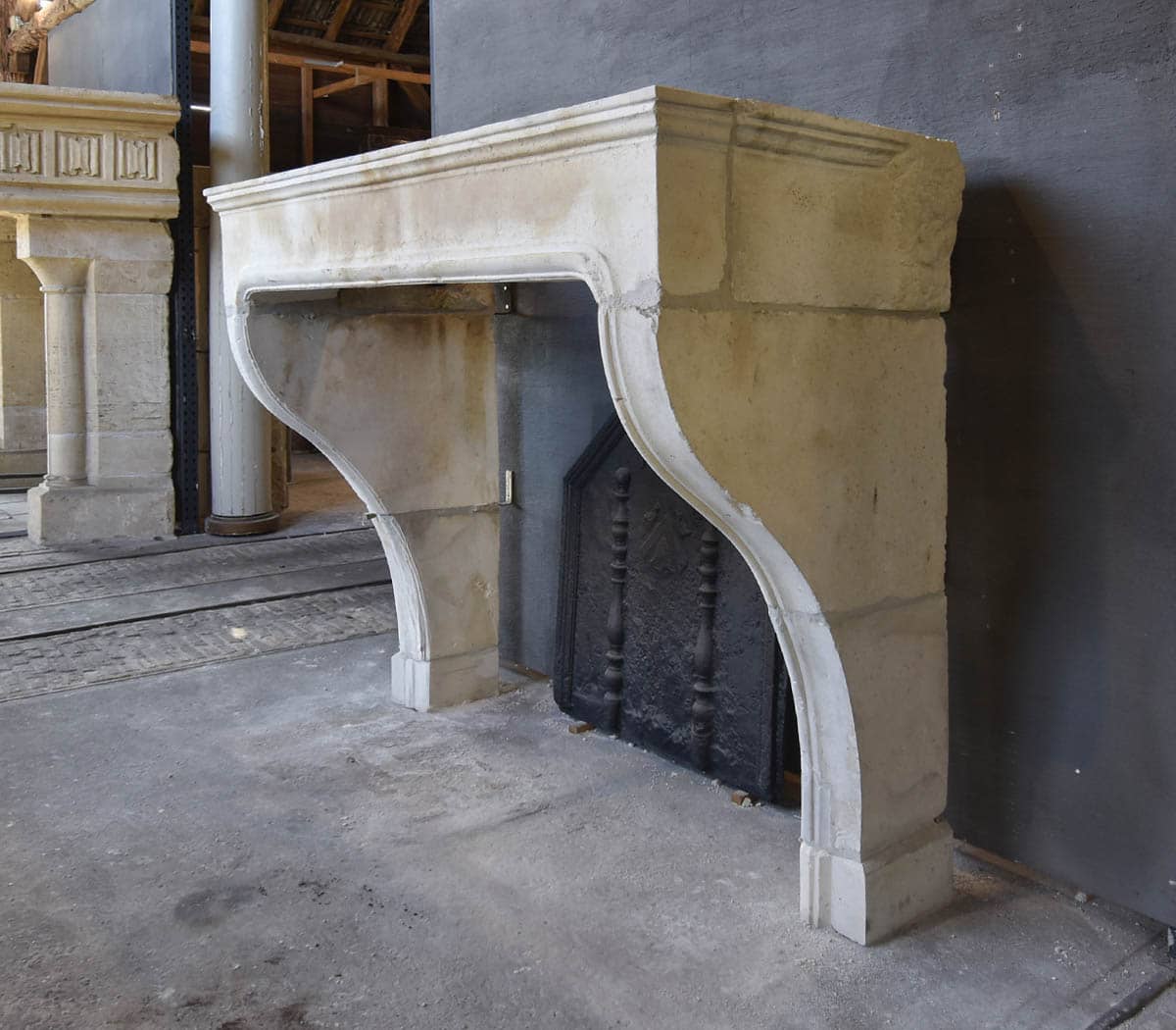 Zandstenen-ombouwschouw