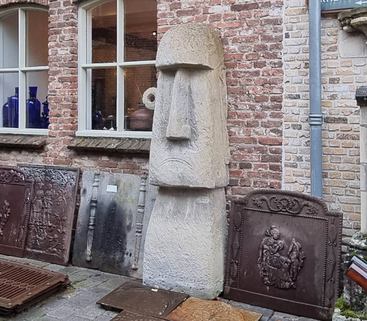 Moai
