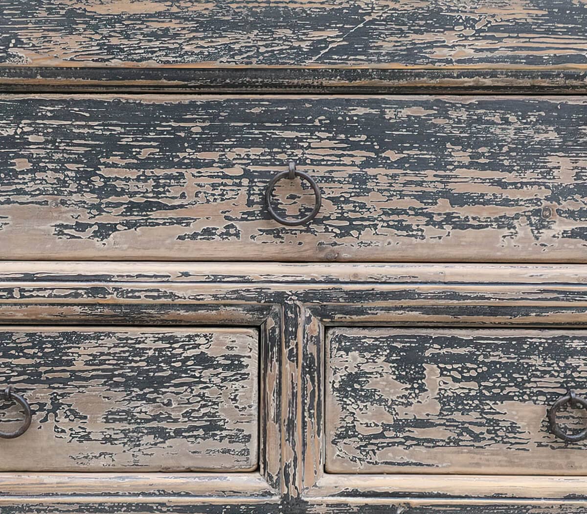 Houten-Dressoir-met-lades