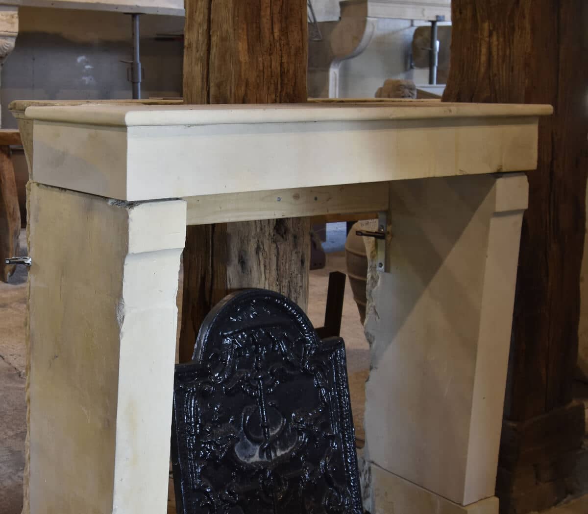 Marmerstenen-voorzetschouw