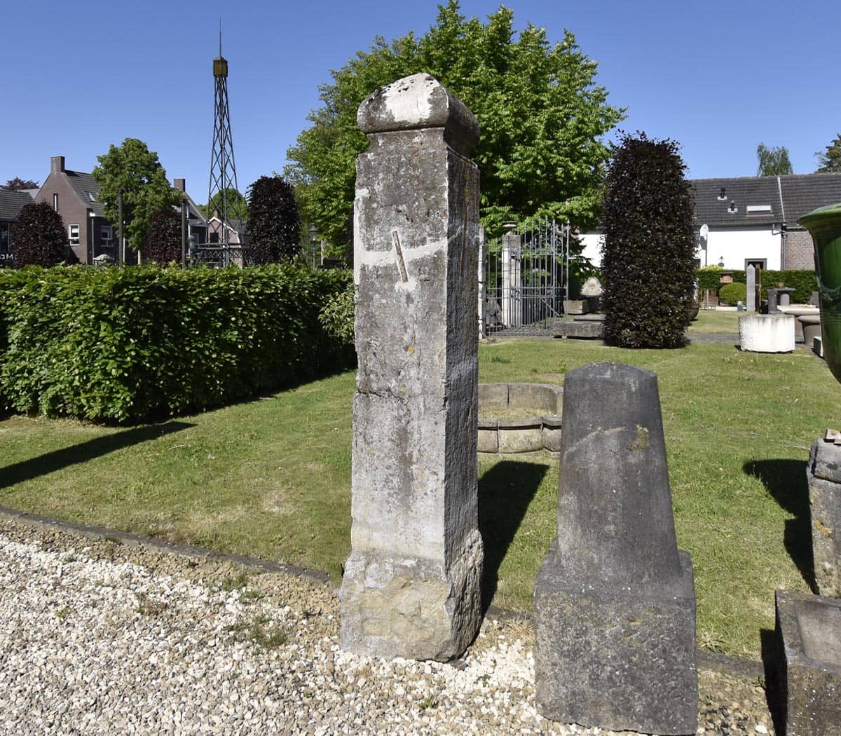 Set-natuurstenen-poortpalen