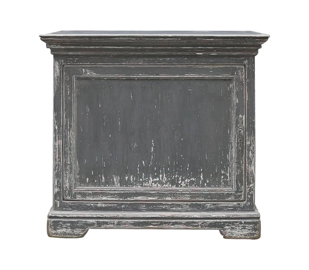 Houten-kast-met-deur