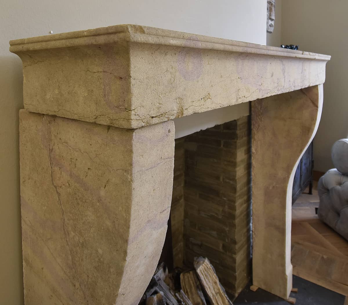 Marmerstenen-voorzetschouw