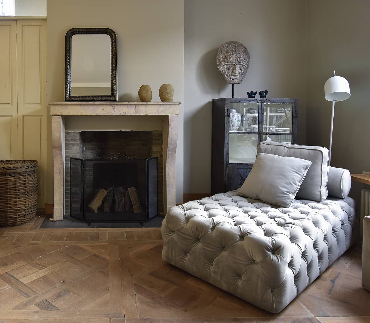 Marmerstenen-voorzetschouw