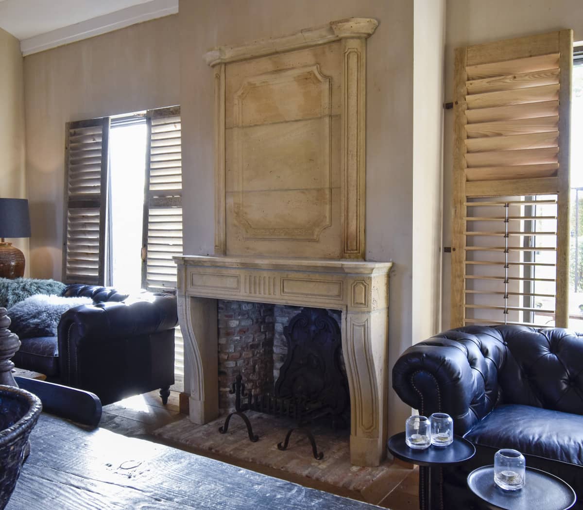 Zandstenen-trumeu-voorzetschouw