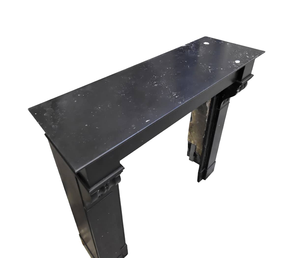 Zwart-marmeren-modillion-voorzetschouw