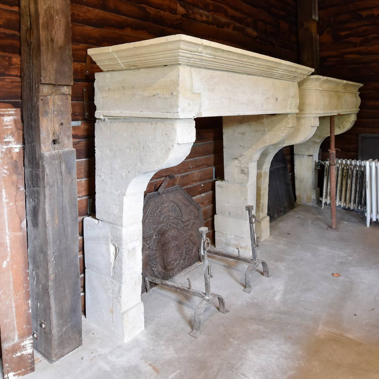 Zandstenen-Louis-XIII-ombouwschouw